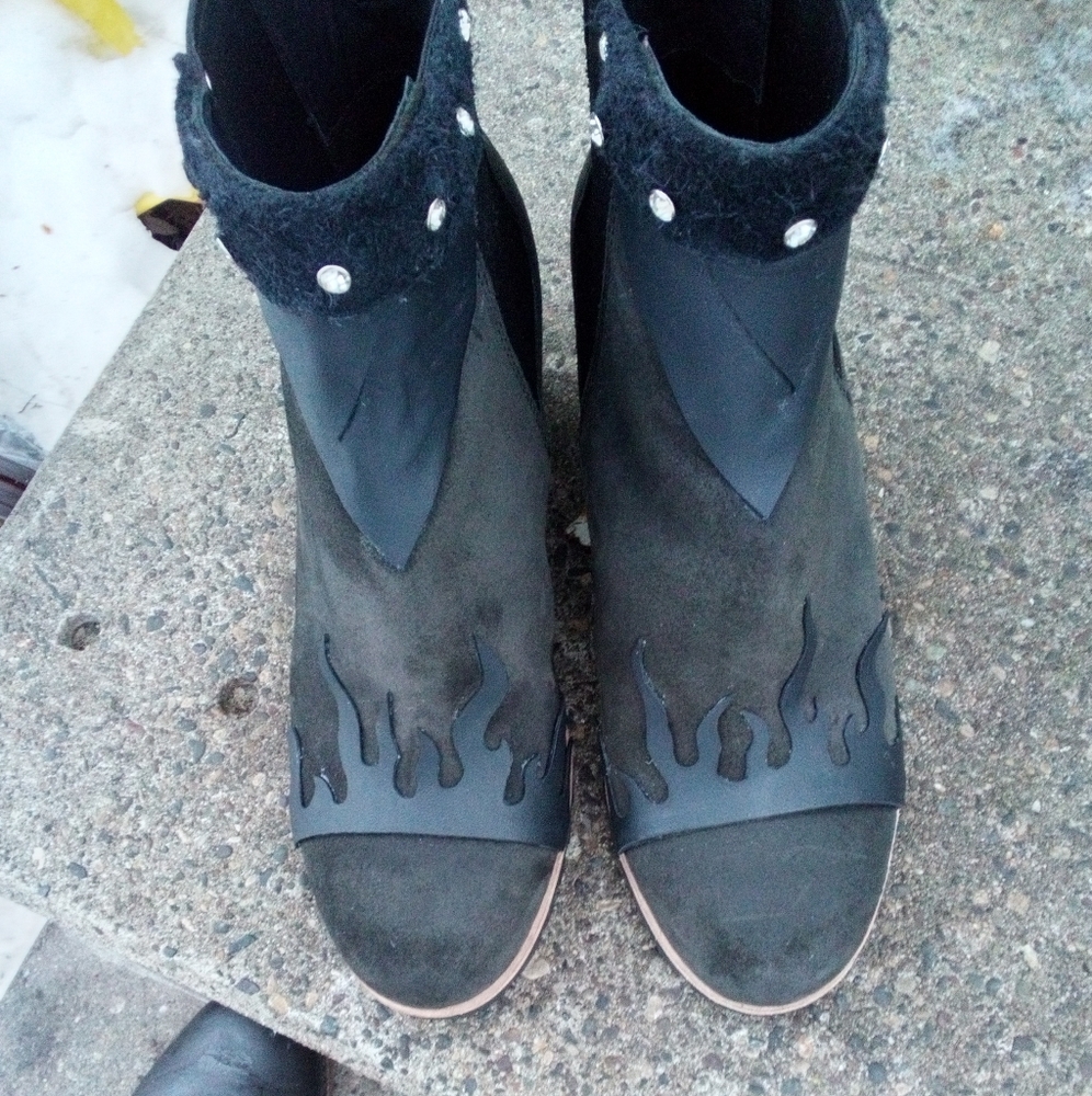 Ugh boots